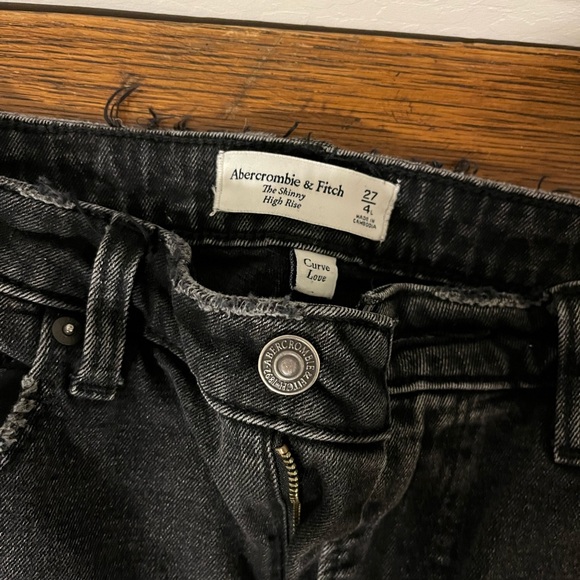 Abercrombie The Skinny High Rise - Picture 1 of 4